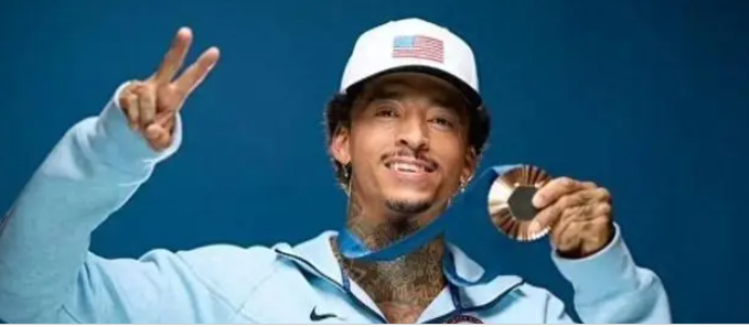 图片[1]-第一批巴黎奥运奖牌已经开始脱皮了-华闻时空