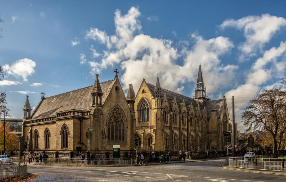 图片[4]-英国大学教授：留学生一定不要做的8大行为！ -华闻时空