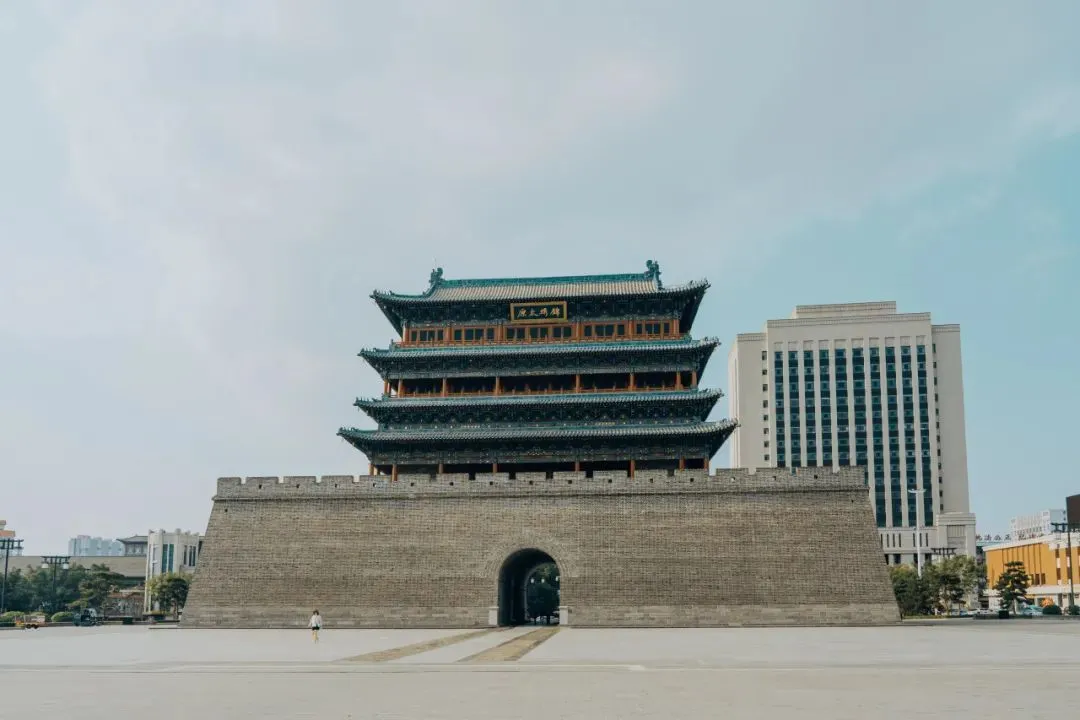 秋日审美顶峰，太原的古今“双城记”-华闻时空