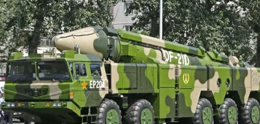 图片[1]-东风导弹打十万吨核航母，直接命中都打不沉？模拟结果让美军心凉-华闻时空