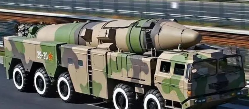 图片[3]-东风导弹打十万吨核航母，直接命中都打不沉？模拟结果让美军心凉-华闻时空