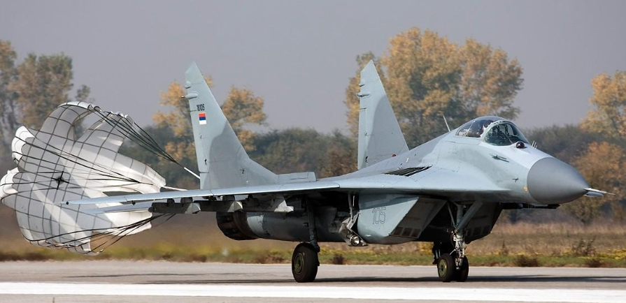 图片[9]-北约不让中国过境送货，塞尔维亚放弃购买歼-10CE，咋解决？-华闻时空