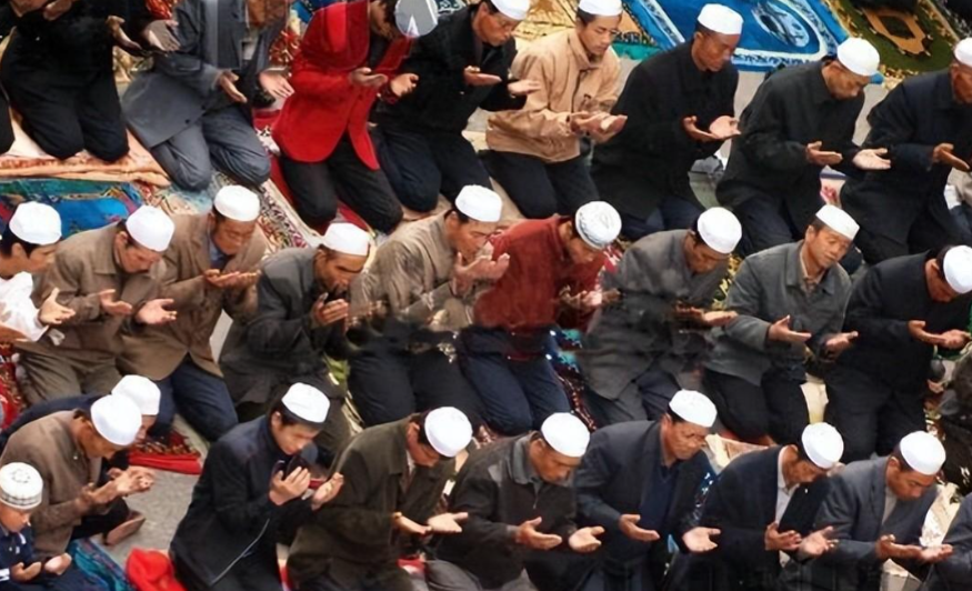 图片[7]-为何伊斯兰教禁食猪肉？汉族小伙儿娶了个回族姑娘，婚后要“洗胃”这是个啥规矩？-华闻时空