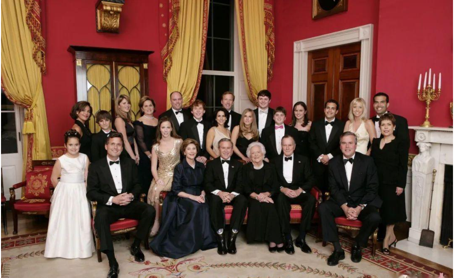 图片[2]-世界最恐怖5大家族：秘密控制世界的力量，足以收割任何国家-华闻时空