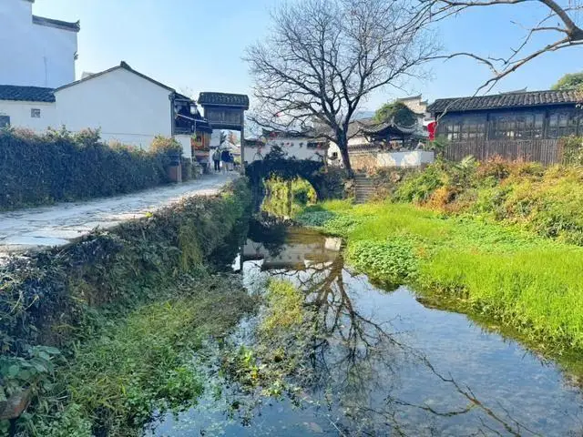 这座古村落是皖南最大古村落，被称为“中华写生第一村” -华闻时空