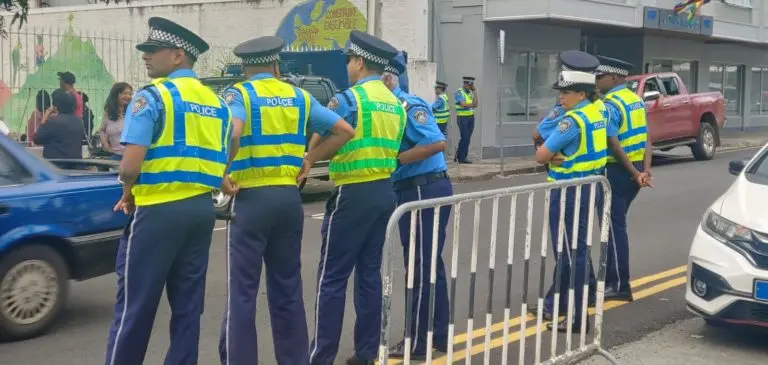图片[1]-2024 年最后一个周末：警方呼吁人人负起责任-华闻时空