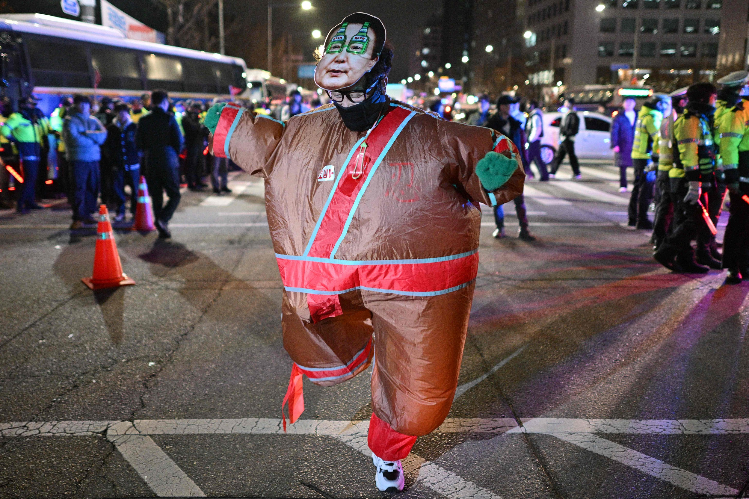 图片[2]-韩国6小时紧急戒严背后：无党内协商，在野党9月早有察觉-华闻时空