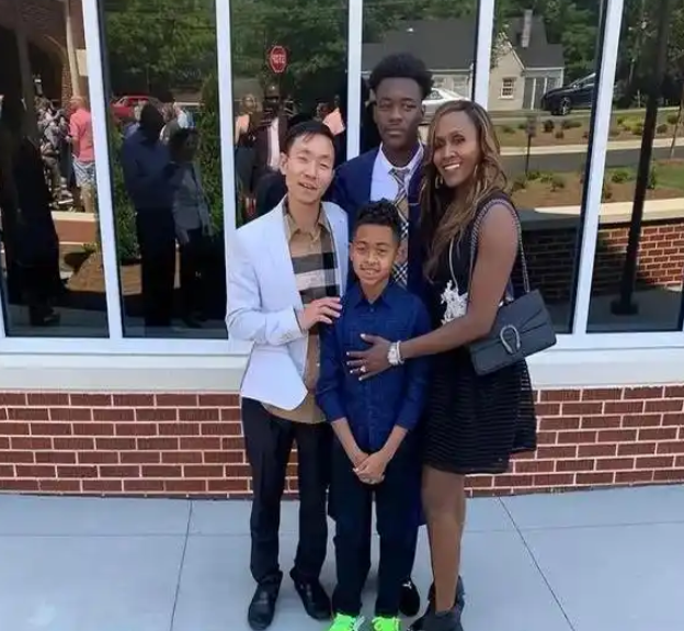 图片[2]-17岁华裔混血落户上海！明年出征全运会，助中国男篮未来夺王座？-华闻时空