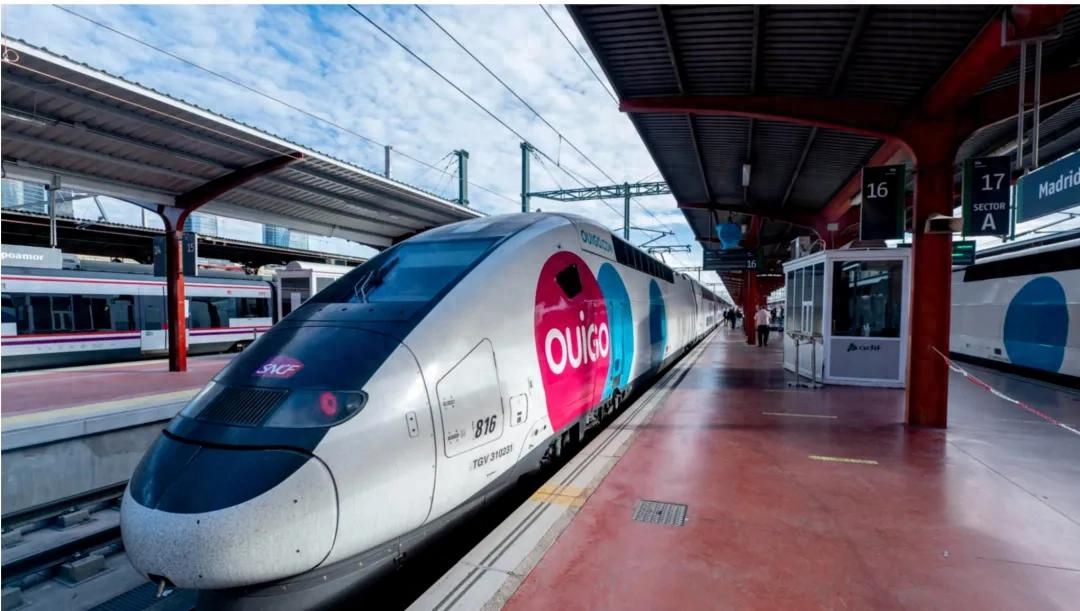 图片[2]-法国一高铁300km/h疾驰，司机突然跳车自杀，列车无人操控行驶了3公里-华闻时空