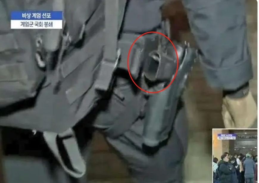 图片[2]-执行戒严却没安弹匣，韩国707特种部队是在“配合演出”？-华闻时空
