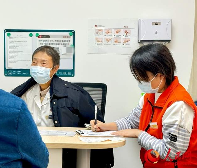 疾病终末期要不要抢救，谁说了算？-华闻时空