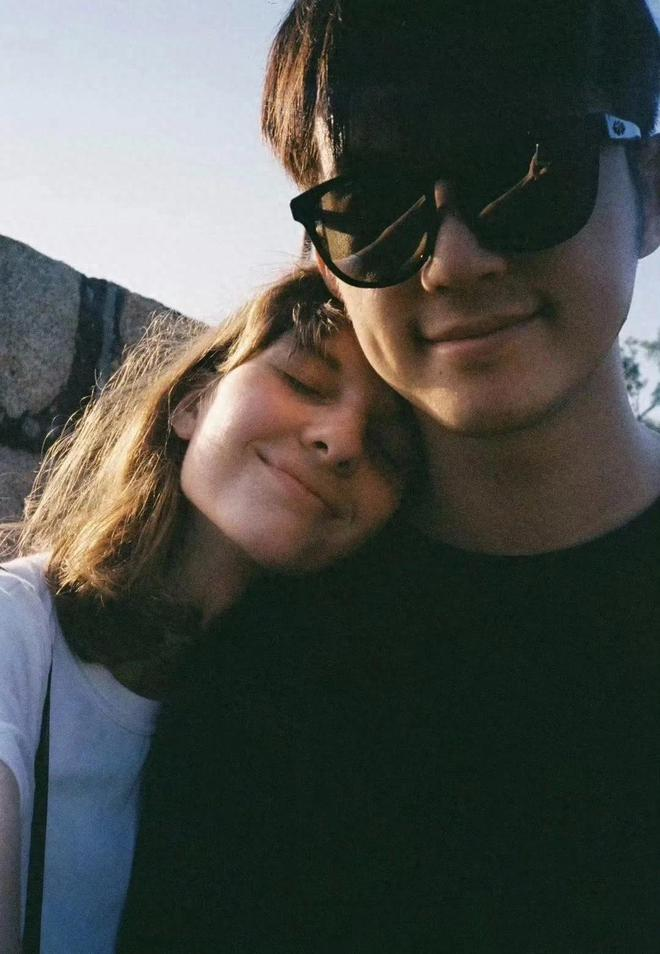 图片[2]-击剑运动员董力与外国女友官宣结婚-华闻时空