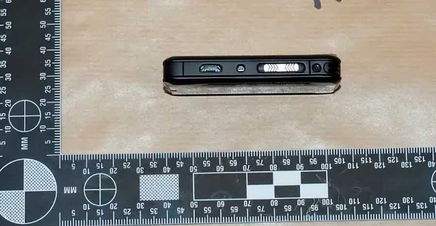 图片[8]-中国留英27岁博士生被控侵犯10名女性！庭审不认罪诡笑狡辩-华闻时空