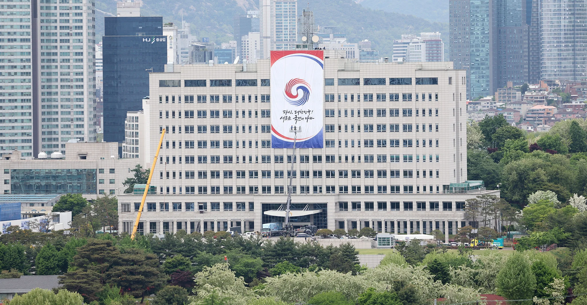 图片[1]-对峙10小时，韩警方搜查总统府及官邸再次宣告失败-华闻时空