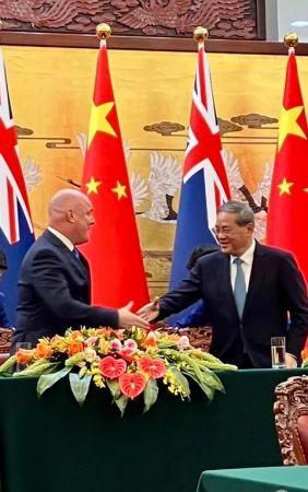 新西兰总理率团访华圆满成功 /国会议员陆楠深情感言：肩负使命，不负时代担当-华闻时空