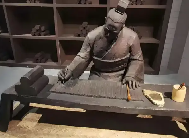 邵培德｜乙巳酷暑蜗居中读史杂感-华闻时空