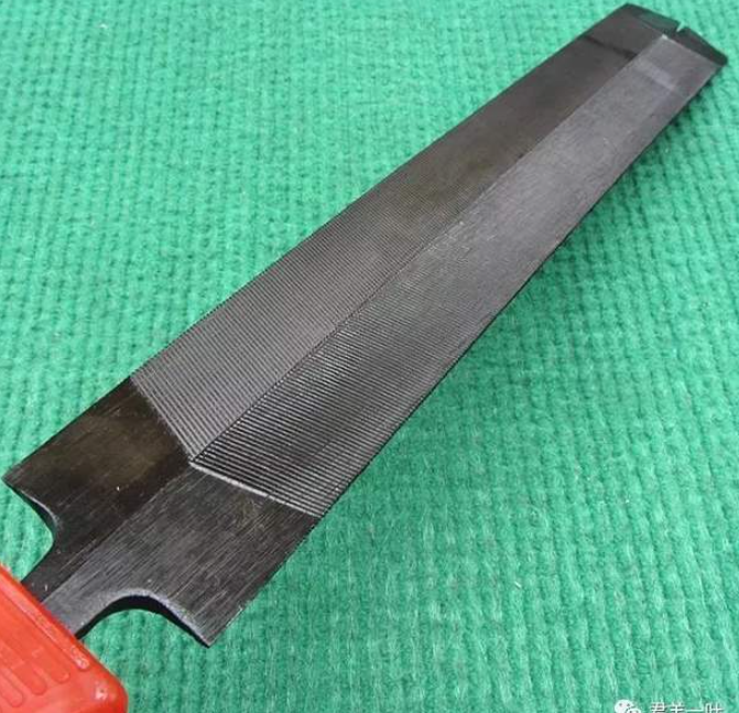 生活像把锉子-华闻时空