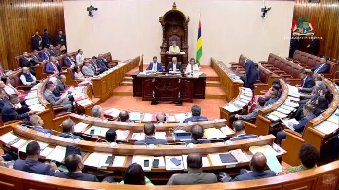 图片[1]-SBM 的提款引发高层质疑-华闻时空