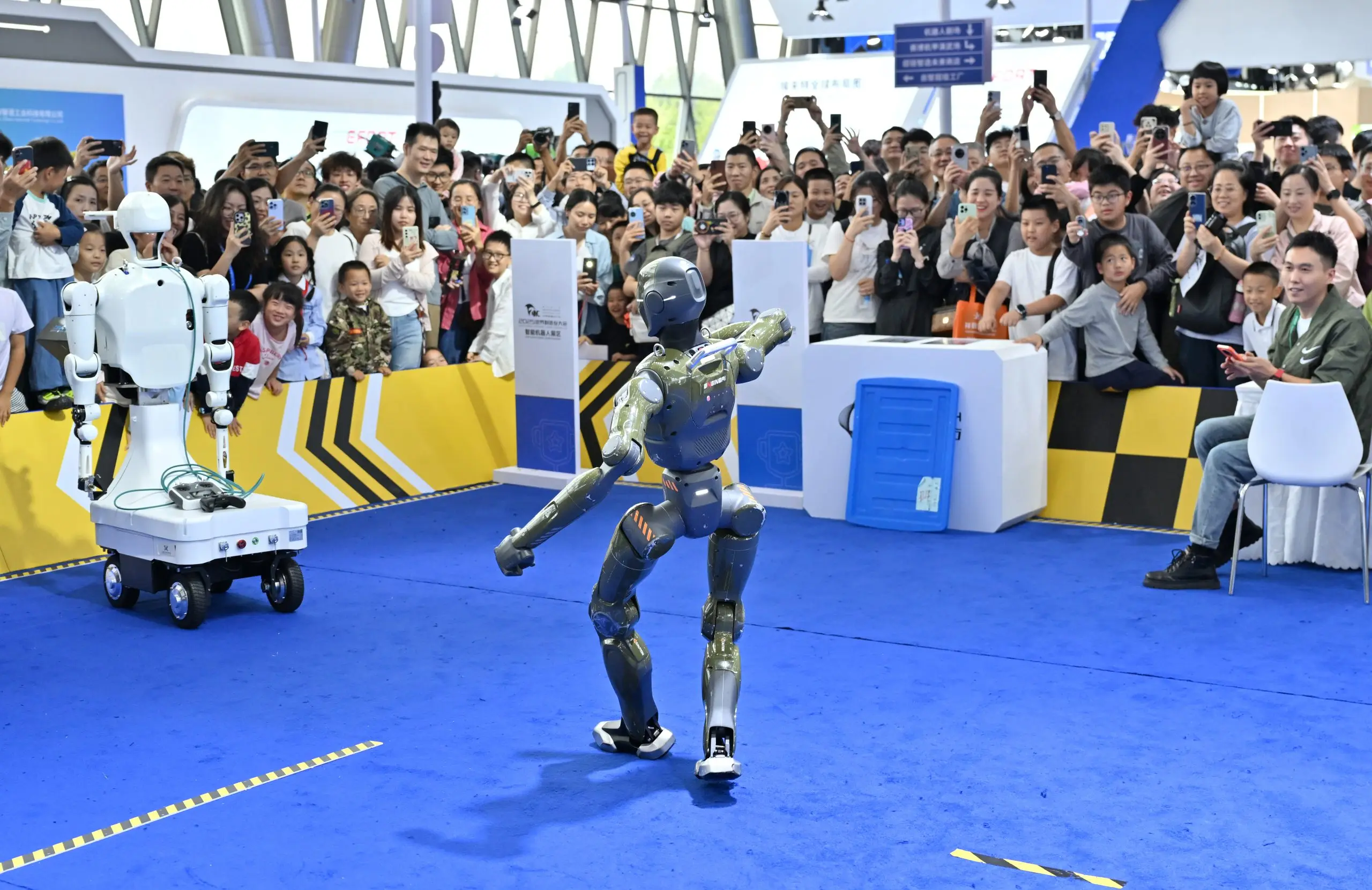 图片[4]-沉浸式感受2025世界制造业大会里的黑科技-华闻时空