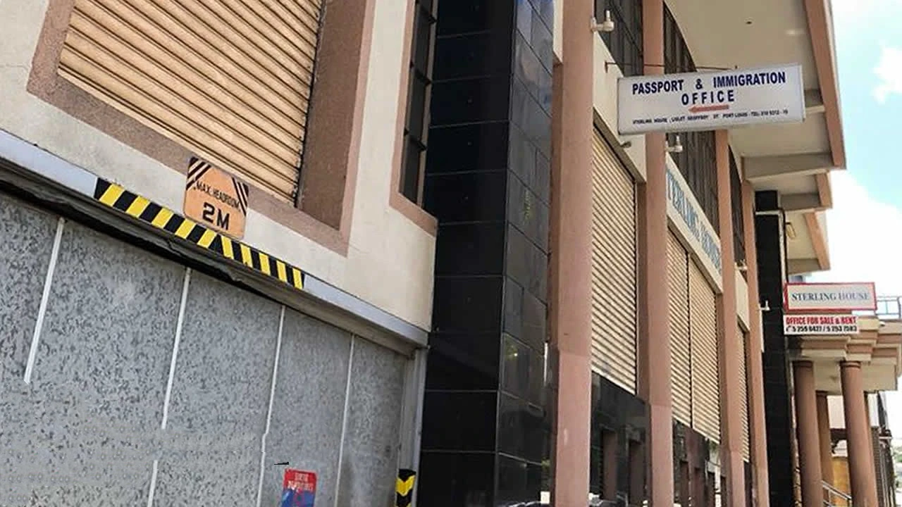 图片[1]-今年上半年政府向外国人发放了3,484份许可证-华闻时空