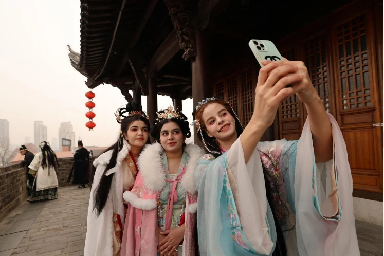 图片[3]-国际友人打卡芜湖古城-华闻时空