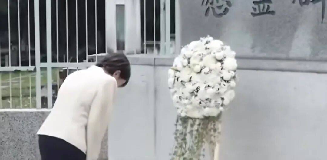 惹众怒！高市早苗向战死二战日军献花-华闻时空