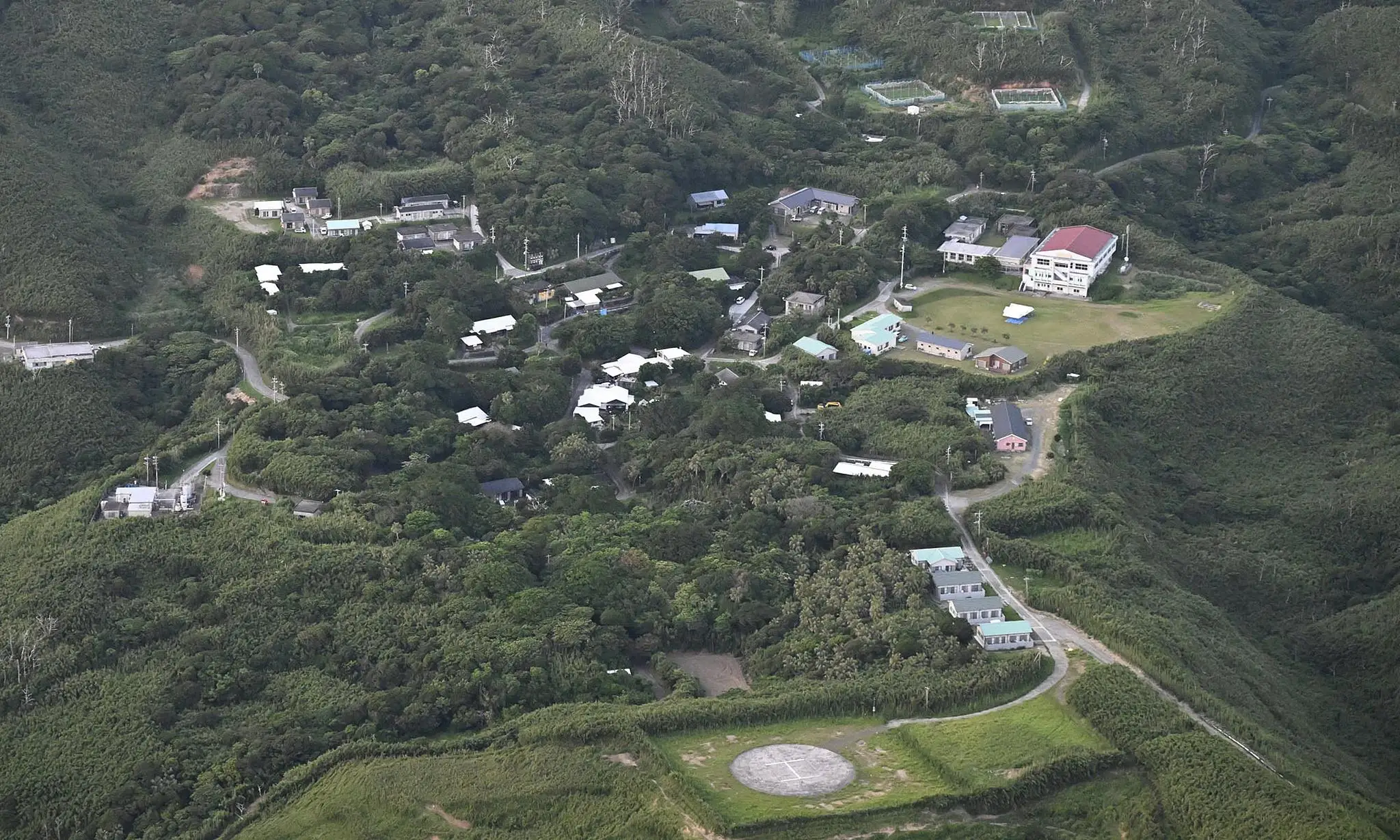 图片[1]-日本鹿儿岛樱岛火山今天凌晨两次喷发，喷烟高度达4400米-华闻时空