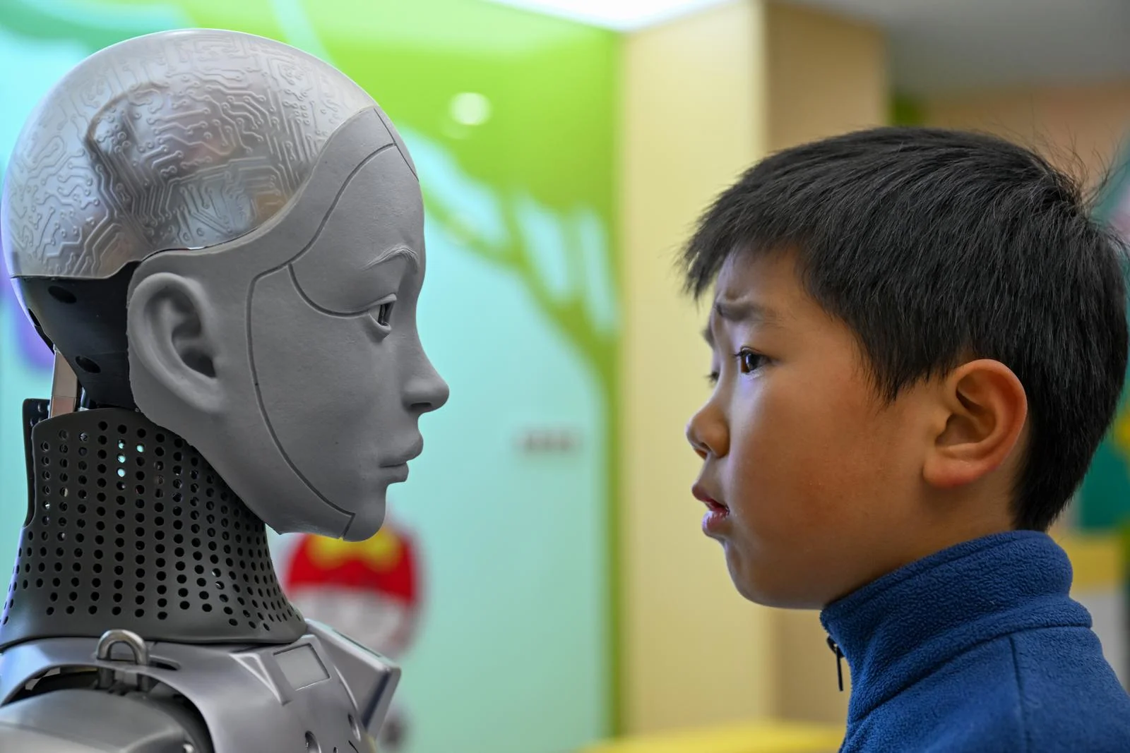 图片[1]-邂逅安徽人形机器人的科技活力-华闻时空