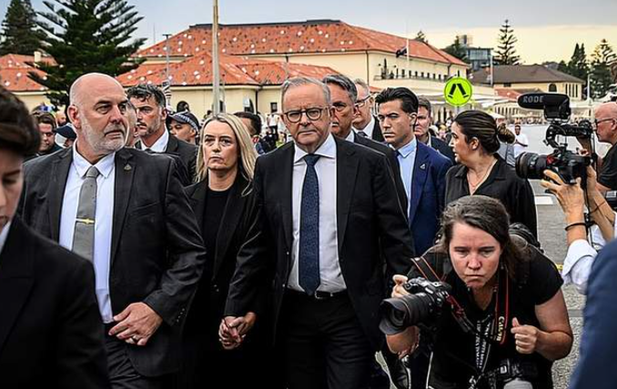 有人要绑架澳洲总理! 首府街头被大批反恐警察封锁! 中国留学生被捕, 获刑18个月-华闻时空