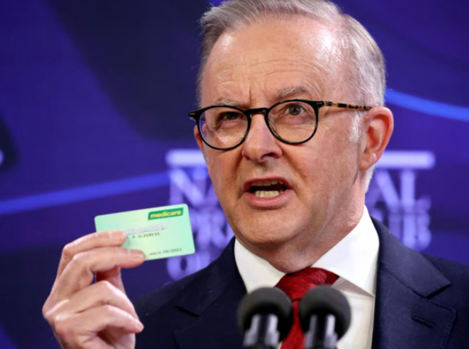 刚刚官宣!中国驻澳使馆最新调整曝光!2026开年大震荡!12大新规影响每个在澳华人!-华闻时空