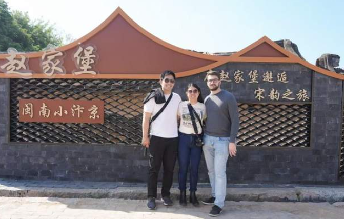 赵麟斌：老树新枝-华闻时空