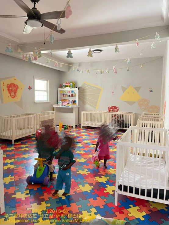 图片[5]-塞内加尔：华之爱持续五年关爱孤儿院 捐赠物资并承诺资助教师职工部分工资‌-华闻时空