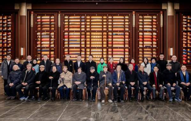 韩玉臣被中国国家版本馆列为首批入藏艺术家-华闻时空