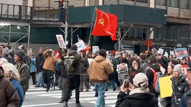 川普：这已经不是一般游行示威了，必须重拳出击-华闻时空