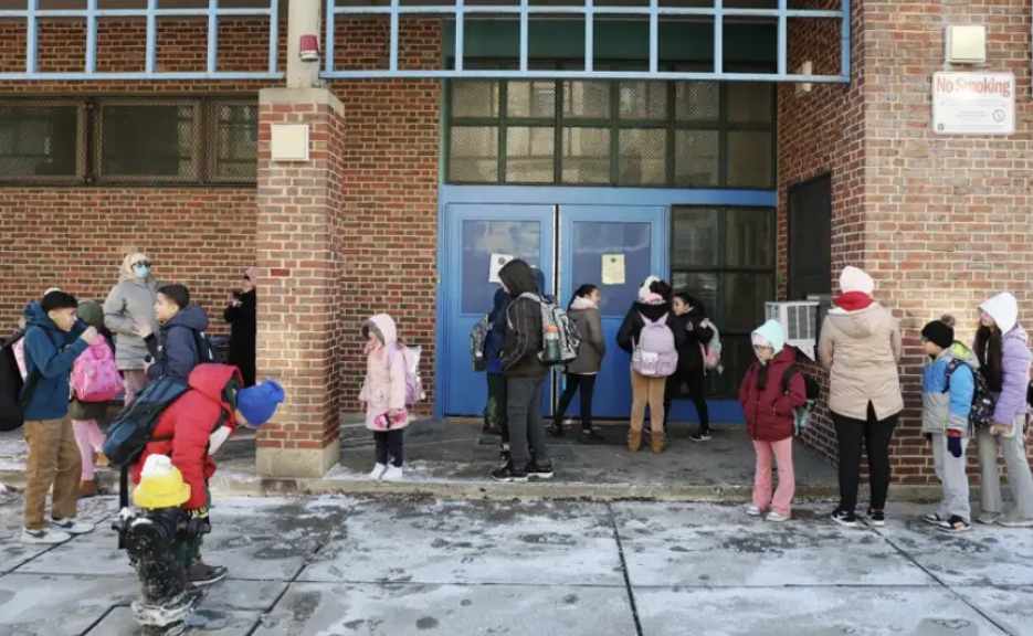 川普的移民政策大事记！回望2025，应对2026 -华闻时空