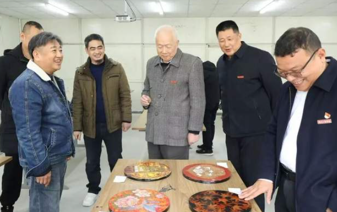 1000+作品亮相，福工商新年首展见证新生代设计力量！-华闻时空