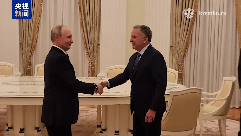 俄总统普京与美代表团会谈结束，历时超3小时-华闻时空