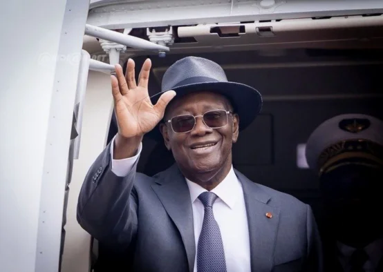 图片[1]-科特迪瓦：总统瓦塔拉离开阿比让前往法国逗留-华闻时空