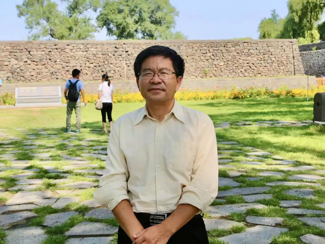 图片[1]-光的赞歌｜周立文：风雨天目山［非虚构］ （人民文学 2025-08）-华闻时空