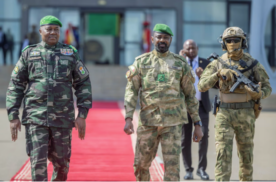 尼日尔：对拒绝向马里运送燃油的的运输公司和油罐车司机采取严厉的惩罚措施-华闻时空