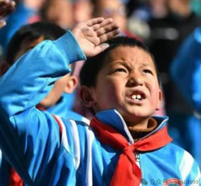 微小说欣赏《六岁的记忆》-华闻时空