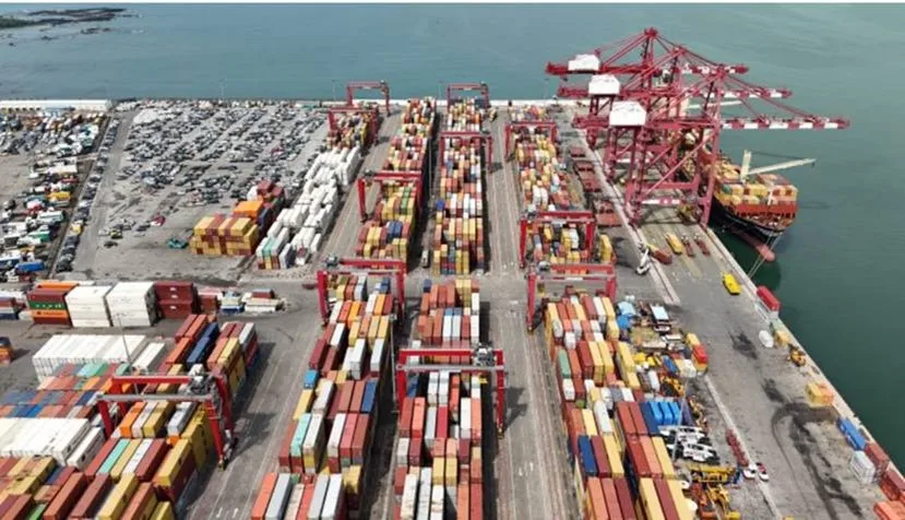 图片[1]-几内亚：科纳克里自治港2025年吞吐量超40万标箱-华闻时空