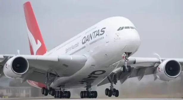 图片[1]-国际航班票价全面上调! 多趟返澳航班紧急取消-华闻时空