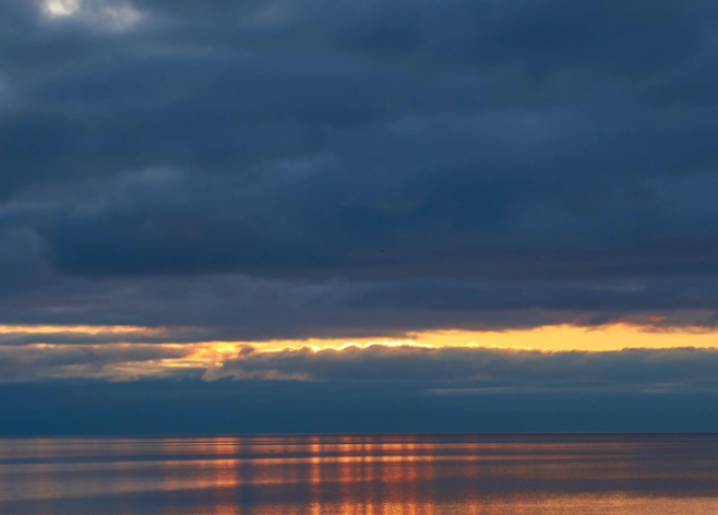 微型权力的狂欢与渗透——冰凌幽默小说“会议三部曲”再解读-华闻时空