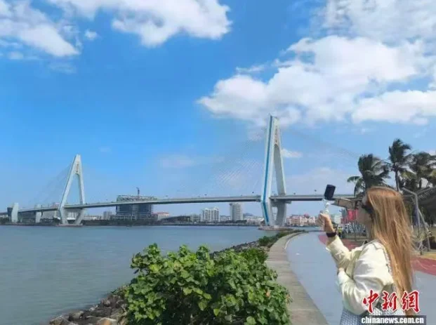 图片[2]-从“异乡客”到“家乡人”：俄罗斯姑娘爱丽的十一载海南缘-华闻时空