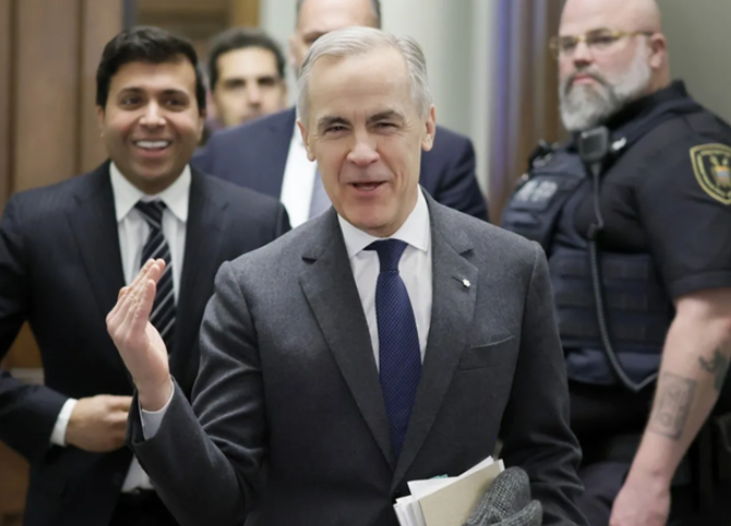 彻底炸锅! 卡尼上台1年, 自由党支持率创十年最大领先! 保守党危险?-华闻时空