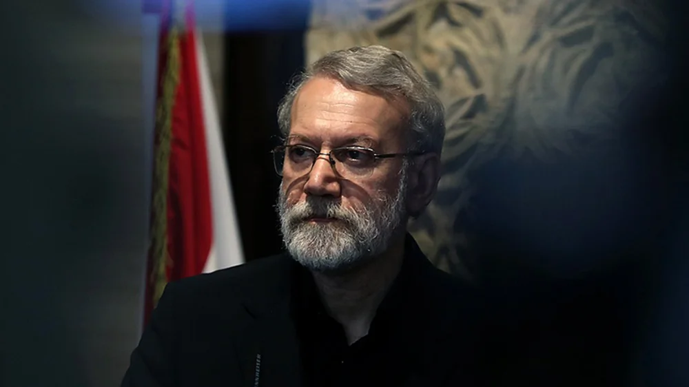 图片[1]-伊朗官方证实拉里贾尼死于空袭，其子、副手一同遇害-华闻时空