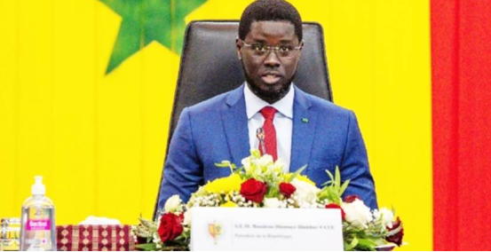 塞内加尔：总统法耶就职后首访西班牙-华闻时空